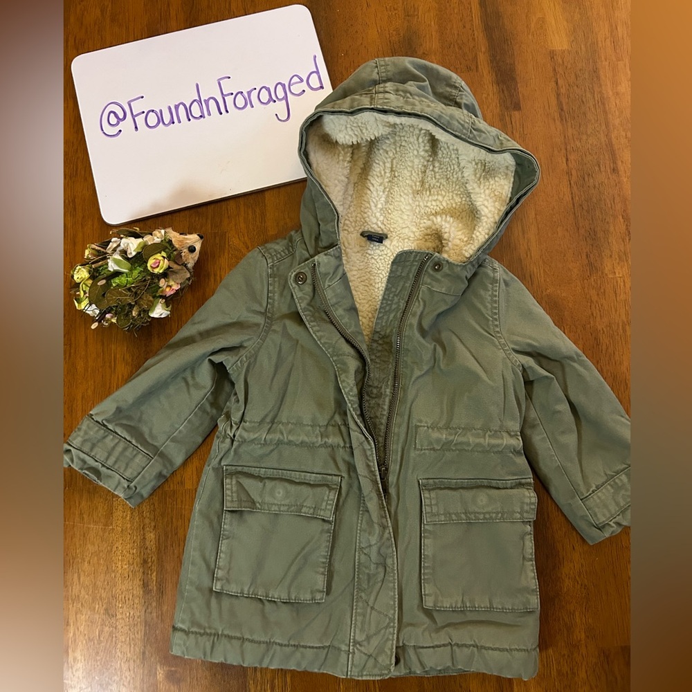 GAP Sherpa-Lined Utility Parka Jacket | Girls 2T | Canvas Style Barn Coat - Picture 3 of 11
